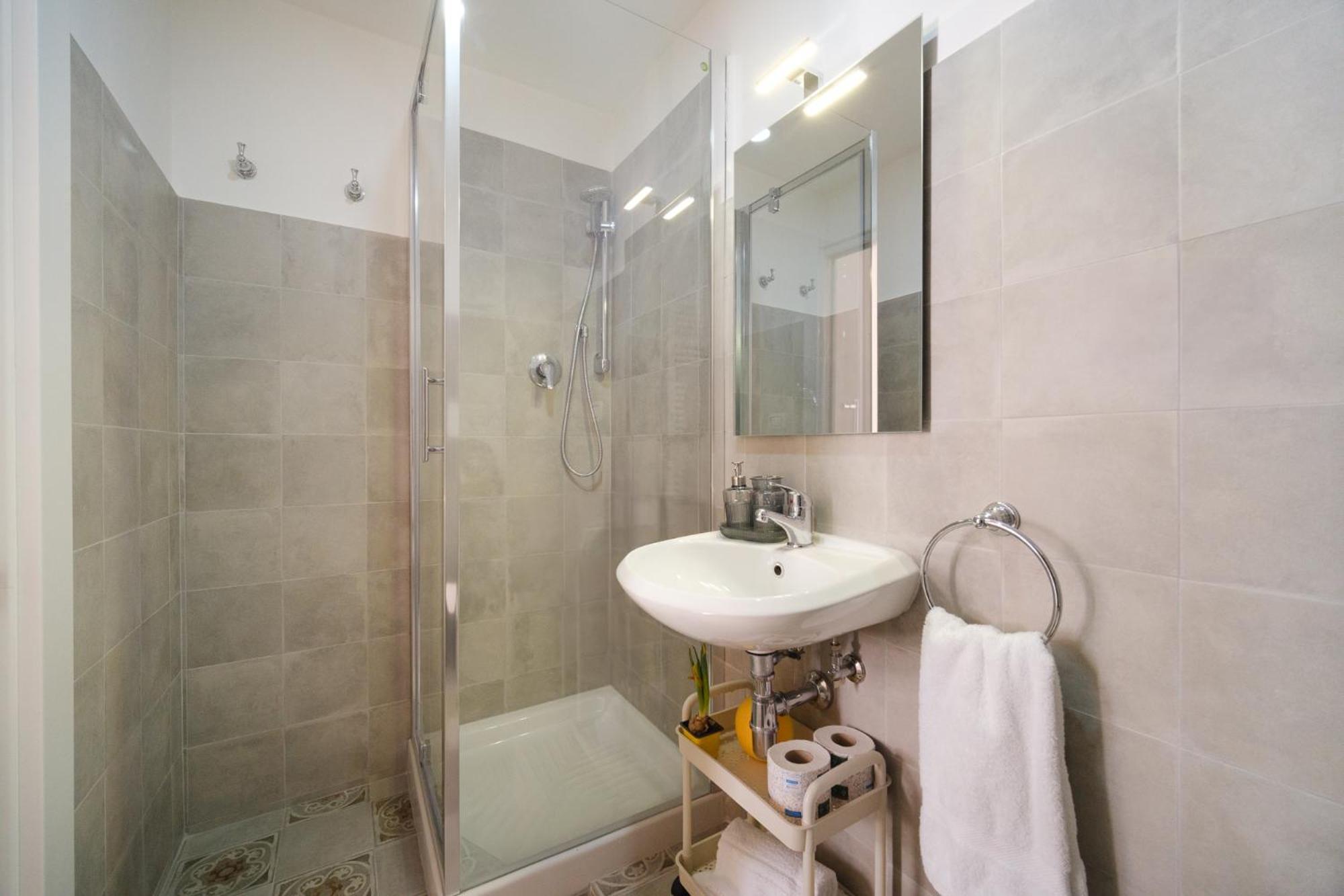 Vatican Domus By Buddyrent Apartment *